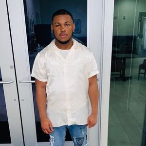 Meet your Posher, Bryson